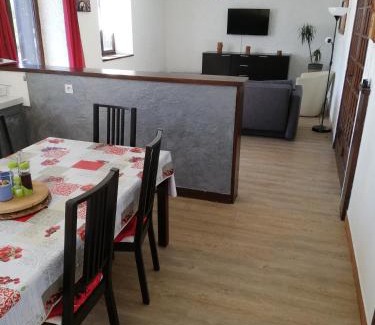 Prondines Casa | gite les chaumeix
