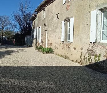 Montravers Casa | Gite Les Hamac's 12 personnes