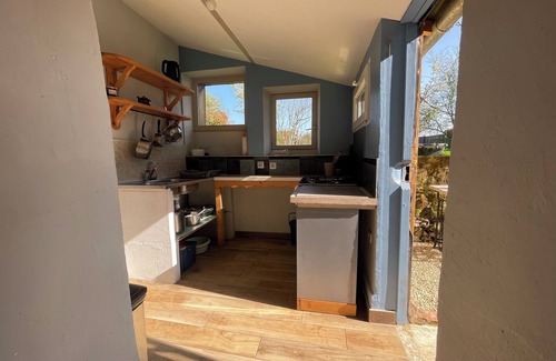 Les Cerqueux-sous-Passavant Casa | Gîte Les Hirondelles, in the heart of an artists' village!