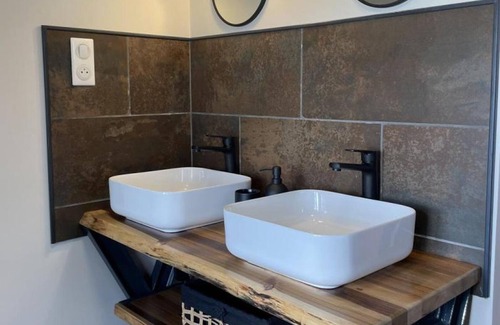 Louchy-Montfand Cabaña | Gite Louchy-Montfand, 2 bedrooms, 4 persons