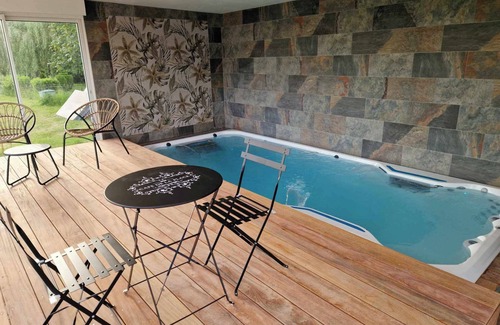 Saint-Omer Casa | Gite Love Room and Spa Romantic Escapade in Saint Omer