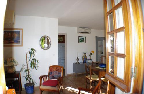 Sainte-Lucie-de-Tallano Casa | GITE , Maison de vacances avec extérieur et terrasse fleurie meublé tourisme 3 étoiles