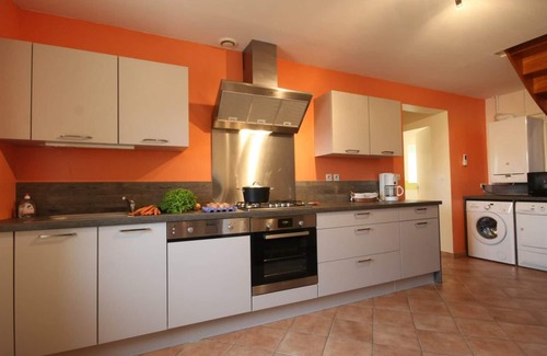 Mauves-sur-Huisne Cabaña | Gite Mauves-sur-Huisne, 5 bedrooms, 12 persons