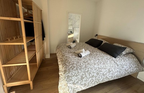 Moulins Cabaña | Gite Moulins, 2 bedrooms, 4 persons