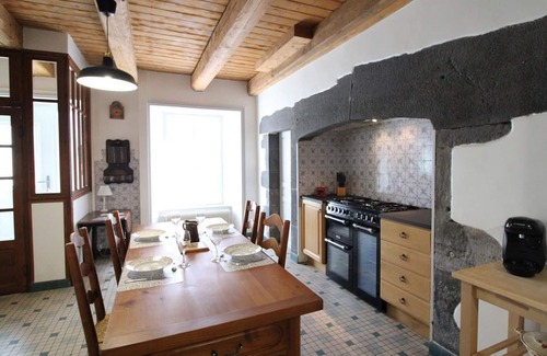 Neuveglise-sur-Truyere Cabaña | Gite Neuvéglise-sur-Truyère, 3 bedrooms, 5 persons