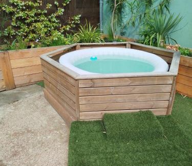 Longue-Jumelles Casa | Gite Parenthèse en amoureux - SPA