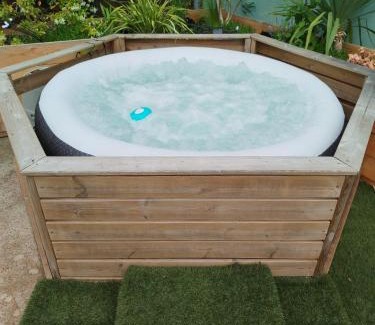 Longue-Jumelles Casa | Gite Parenthèse en amoureux - SPA