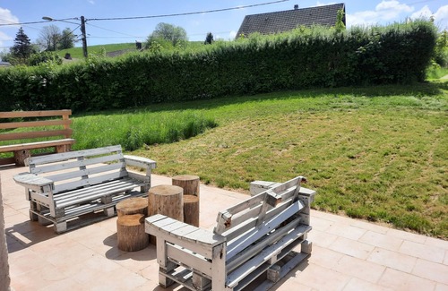 Foncine-le-Haut Apartamento | GITE PERCE NEIGE HAUT JURA CALM AND WARM.