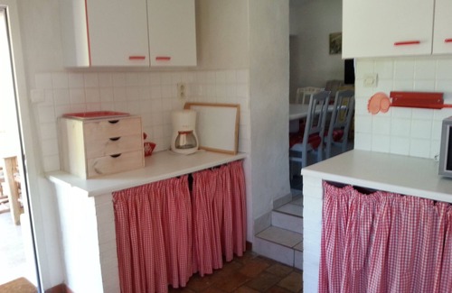 Gagnieres Apartamento | Gîte Pigne de Pin 5 personas con piscina en un antiguo gusano de seda