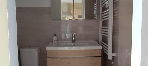 Graveson Casa | Gite pour deux avec bassin relaxant sans vis a vis