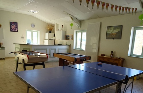 Recoules-Previnquieres Casa | Casa rural Sévérac-d'Aveyron, 3 dormitorios, 6 personas
