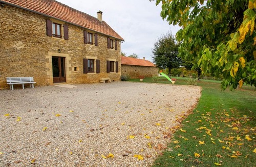 Saint-Crepin-et-Carlucet Cabaña | Casa rural Saint-Crépin-et-Carlucet, 4 dormitorios, 12 personas