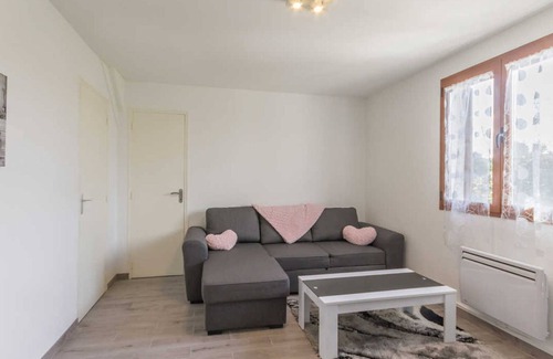 Sandrancourt Cabaña | Gite Saint-Martin-la-Garenne, 2 bedrooms, 3 persons