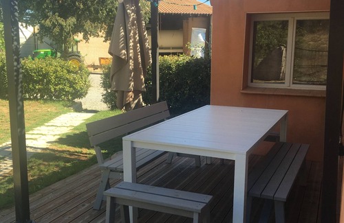Sardan Casa | Gîte Sainte Octime - in the heart of a vineyard between the Cevennes and Camargue.