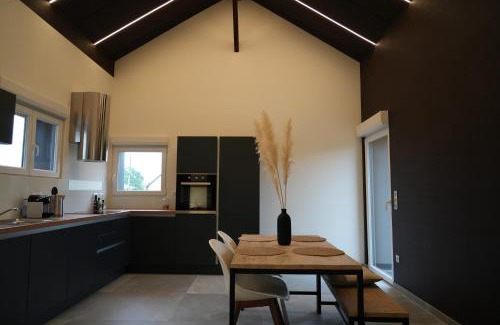 Sainte-Croix-en-Plaine Cama Y Desayuno | Gite Spa L'Atelier Emile - Spa Privatif - 5 min COLMAR