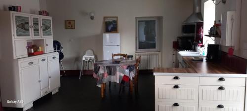 Peaugres Casa | Gite Tante jeanne