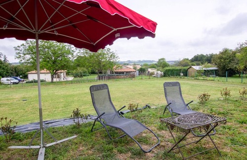 Tocane-Saint-Apre Cabaña | Gite Tocane-Saint-Apre, 2 bedrooms, 4 persons