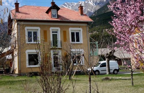 Jausiers Casa | Gite tout confort