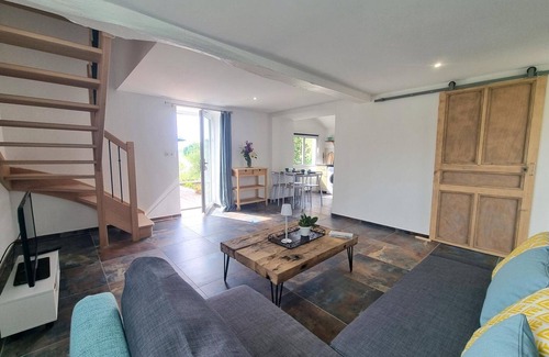 Villemontais Cabaña | Gite rural charmant avec piscine, sauna et spa, proche de Roanne
