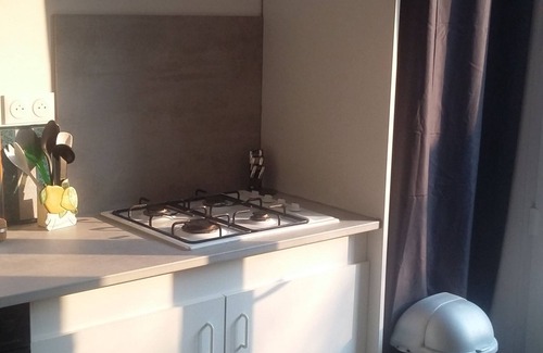 Vire-sur-Lot Cabina | Gîte with swimming pool and air conditioning on the banks of the Lot