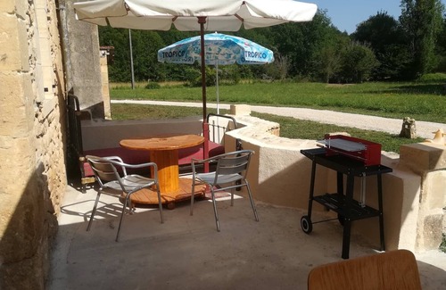 Savignac-de-Miremont Casa | Casas rurales 6 personas en Périgord negro