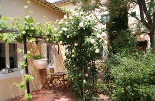 Goudargues Apartamento | NEW! Gites de Charme au Mas des Roses