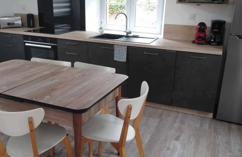 Saint-Guen Casa | GITES GARDE DE BARRIERE (HOUSE)
