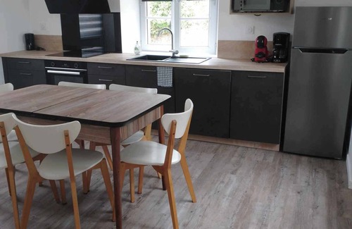 Saint-Guen Casa | GITES GARDE DE BARRIERE (HOUSE)