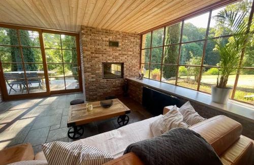 Langrolay-sur-Rance Casa | Gites la Rifflais - L'étang - vue sur étang privé