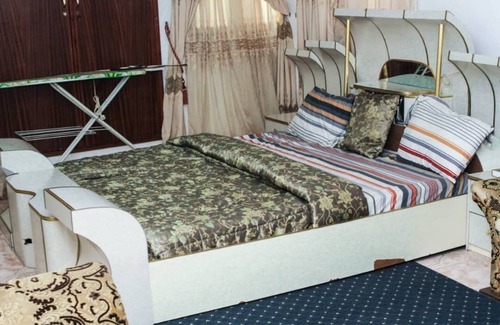 Ife Hotel | GITY Royale Suites