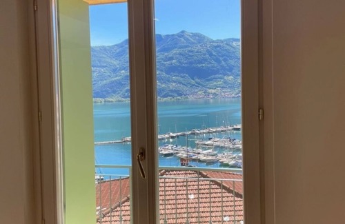 Lovere Apartamento | GIULIA'S HOUSE - Charming with breathtaking views of Lake Iseo!