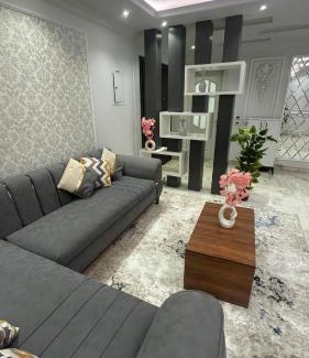 Oula Apartamento | Giza Royale Apartment 3BR