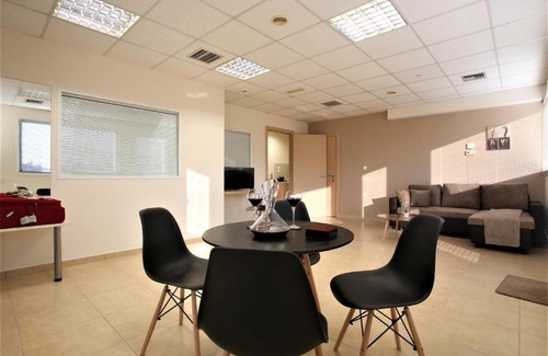 Markopoulon Apartamento | GK Airport Suites - Free Shuttle by GK Properties