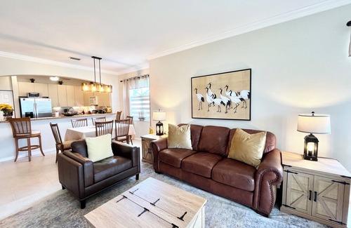 Fort Pierce Casa | GL 304 Pond View Townhome Welcome to Paradise!