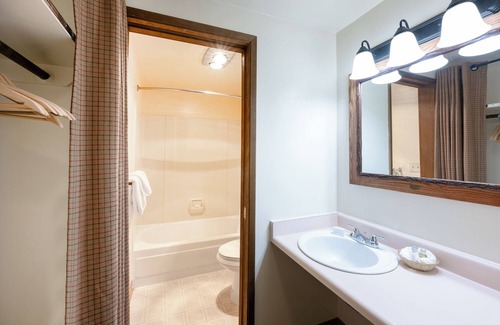 Gustavus Cabina | Glacier Bay Lodge