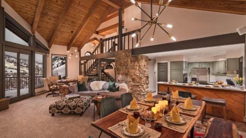 Steamboat Springs Casa | Glacier Lodge - East