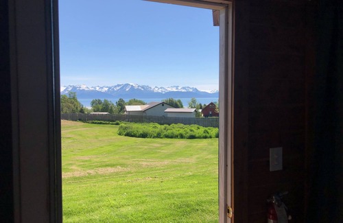 Kachemak Cabina | Vista al mar-Private Duplex-Cabaña-Baño Privado
