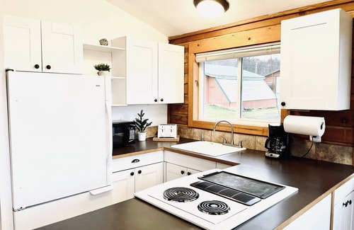Kachemak Cabaña | Vista al mar-Private 2 Bedroom-Rural-Baño Privado