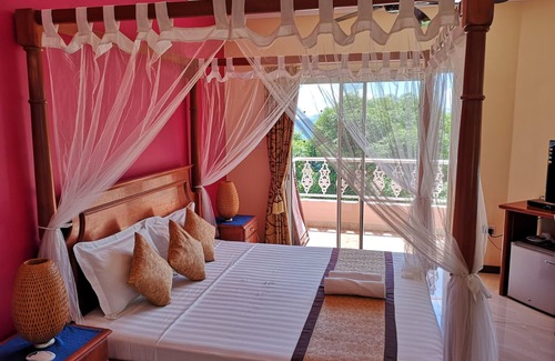 Glacis Casa | Glacis Heights Villa
