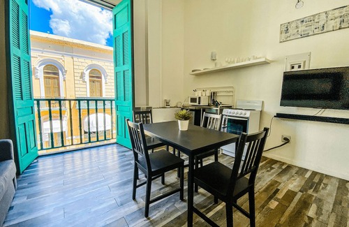 Ponce Centro Apartamento | Gladiolas 1206 - Esto es Puerto Rico
