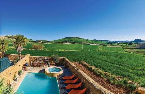 Ghasri Apartamento | Gladjola Holiday Home