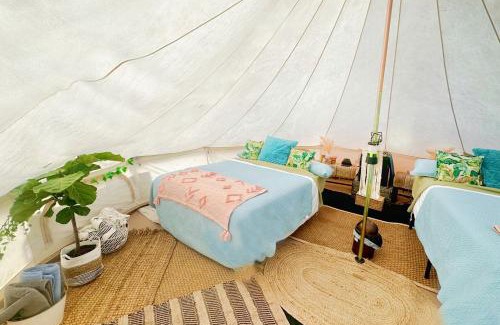 New Cuyama Otro | Glamorous California Campsite Retreat with Great Views