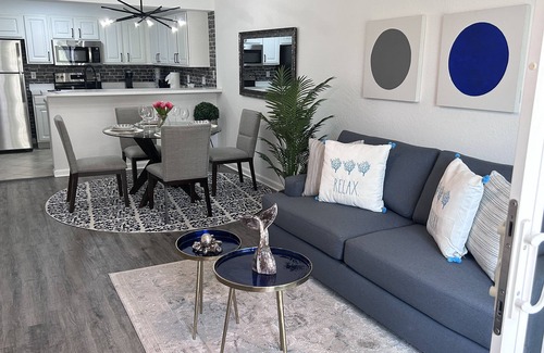 Winkler Apartamento | Glamorous Fort Myers Getaway! Condo Resort Style!