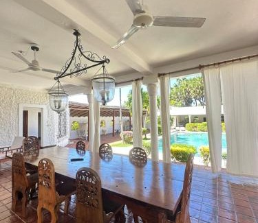 Malindi Villa | Glamorous Getaway PM