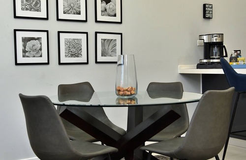 IronShore Estates Apartamento | Glamorous, Luxurious, Stylish, Comfort & Class 1BR