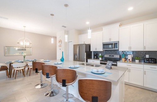 Kissimmee Chalet De Esquí | Glamorous Townhouse 4Bed/3Bath/Pool/5Min Disney