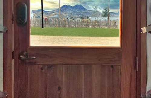 Alpine Alquiler De RV | Glamp in Heated Yurt in Big Bend @ Casa de Marca