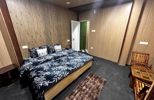 Jispa Hotel | Glampfire Hotel and Cafe