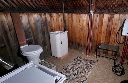 Tucson Cabaña | “Glamping” at its finest. Meet Genevieve, a restored 1959 Fan travel trailer.
