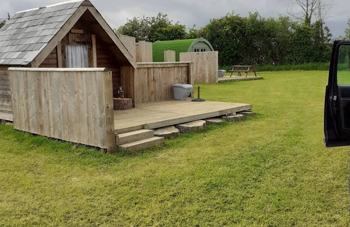 Chippenham Cabina | Glamping at the Retreat Wiltshire is rural bliss